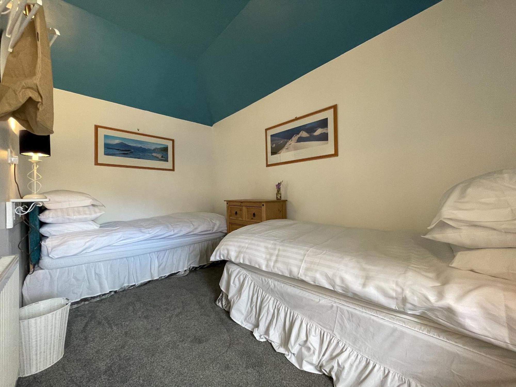 Holiday home Sheenas Butnben *